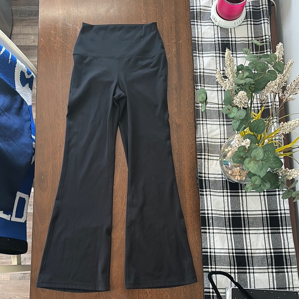 Black Flared Yoga Pants